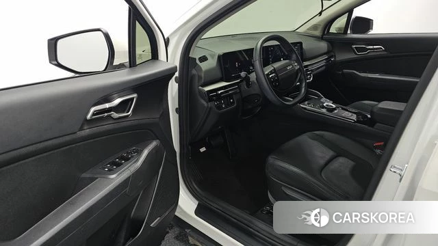 Kia The New Sportage 5th Generation Hybrid 2025 Белый из Кореи, фото 2