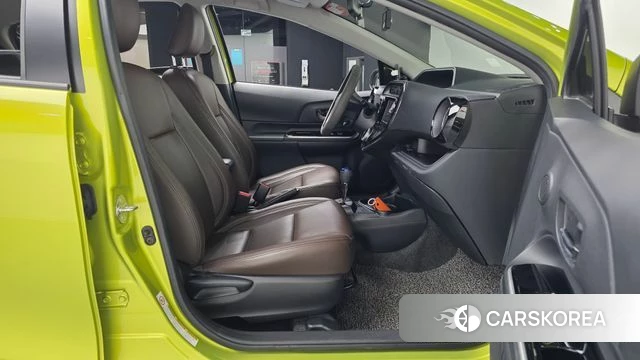 Toyota Prius C 2018 Светло-зеленый из Кореи, фото 2