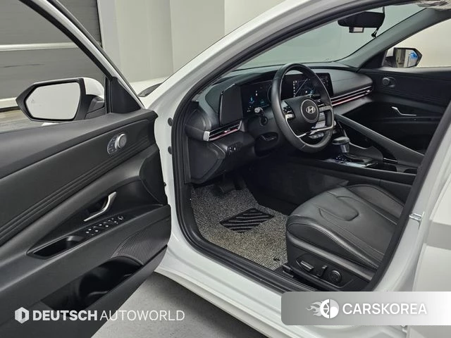 Hyundai The New Avante (CN7) 2024 Белый из Кореи, фото 2