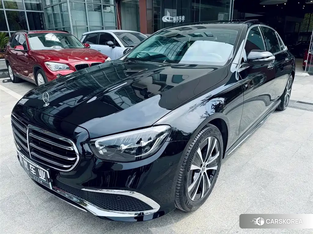 Mercedes-Benz E-Class 2022 Черный из Китая, фото 2