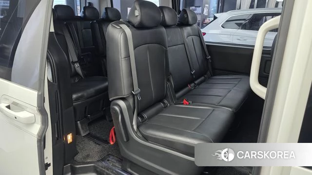 Hyundai Staria 2025 Белый из Кореи, фото 2