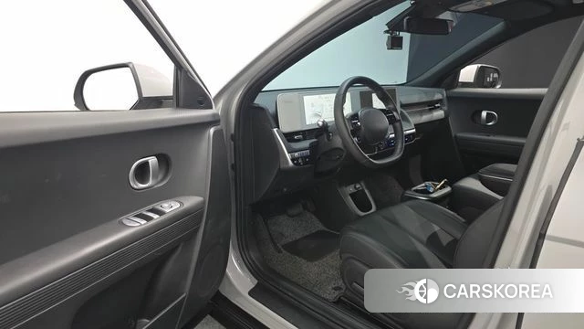 Hyundai Ionic 5 2023 Серебристо-серый из Кореи, фото 2