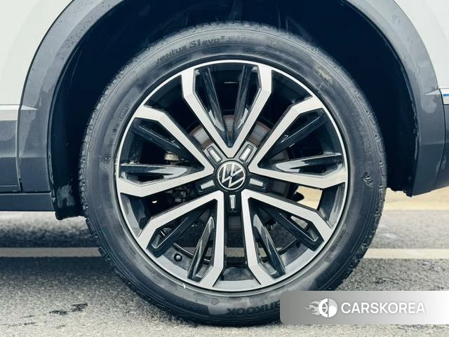 Volkswagen T-Roc 2021 Белый из Китая, фото 2