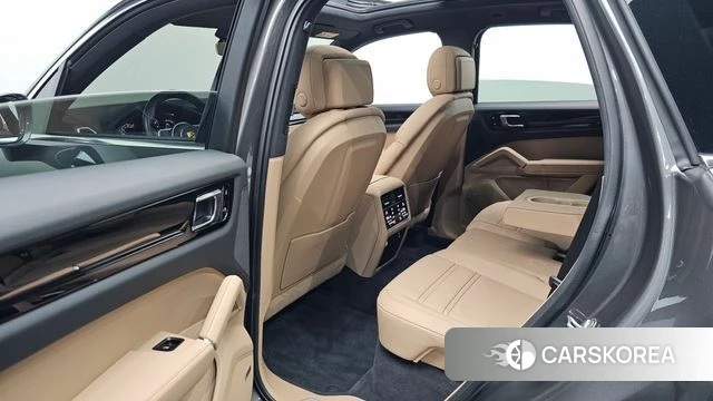 Porsche Cayenne (PO536) 2020 Серый из Кореи, фото 2