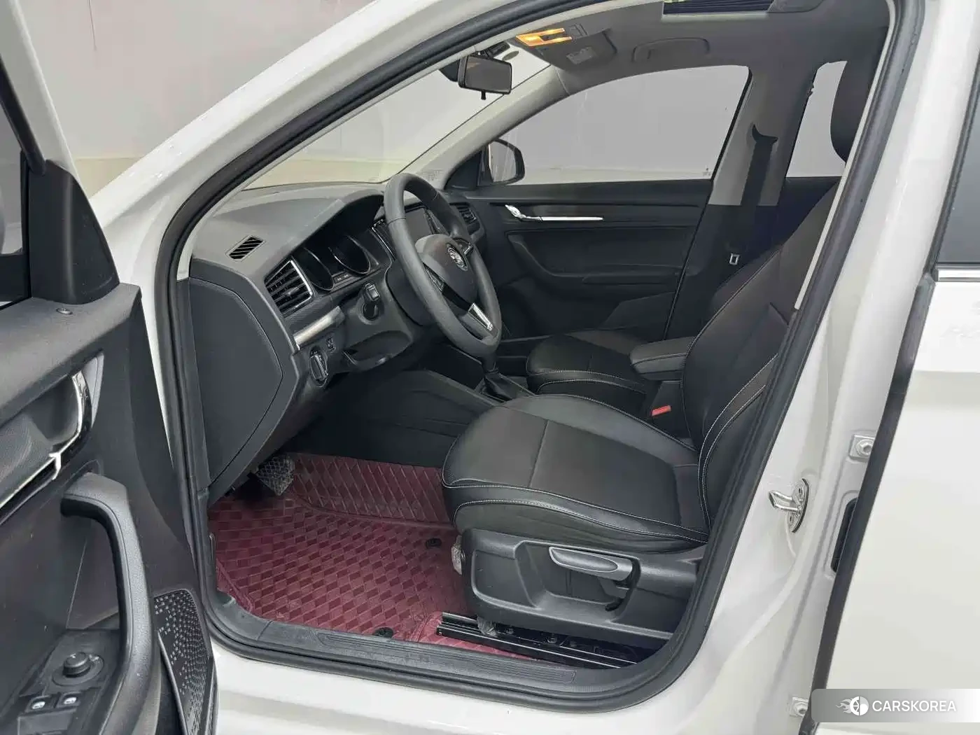 Skoda Kamiq 2022 Белый из Китая, фото 2