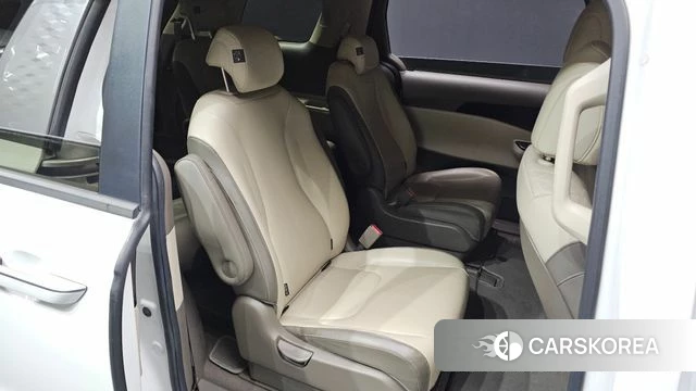 Kia Carnival 4th generation 2021 Белый из Кореи, фото 2