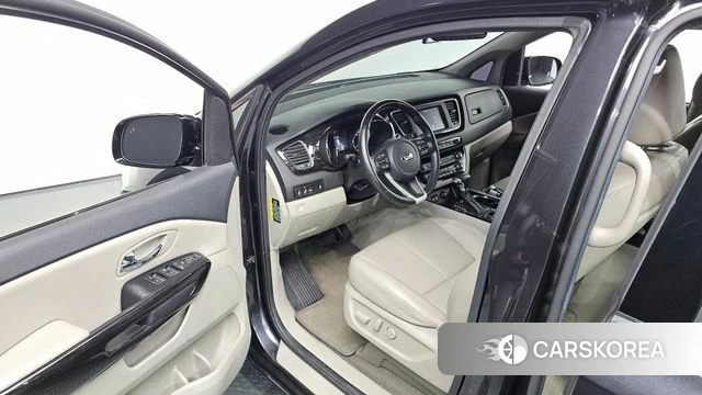 Kia The New Carnival 2019 Серый из Кореи, фото 2