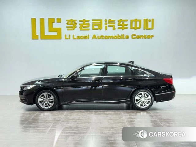 Honda Accord 2021 Черный из Китая, фото 2