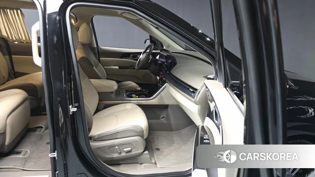 Kia Carnival 4th generation 2021 Черный из Кореи, фото 2