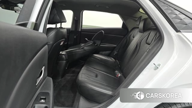 Hyundai The New Avante (CN7) 2023 Белый из Кореи, фото 2