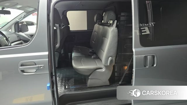 Hyundai The New Grand Starex 2018 Серебряный из Кореи, фото 2