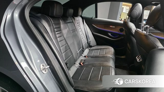 Mercedes-Benz E-Class W213 2022 Серый из Кореи, фото 2