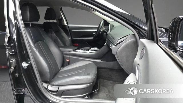 Hyundai Sonata (DN8) 2021 Черный из Кореи, фото 2