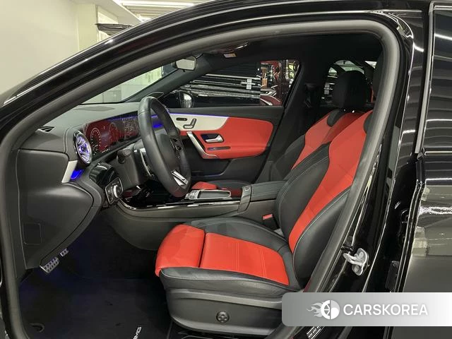 Mercedes-Benz AMG A-Class 2025 Черный из Китая, фото 2