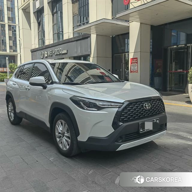 Toyota Corolla 2022 Белый из Китая, фото 2