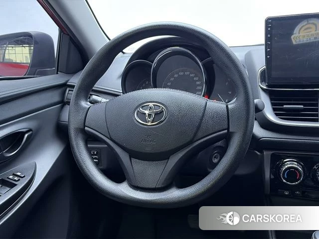 Toyota Yaris L 2021 Красный из Китая, фото 2
