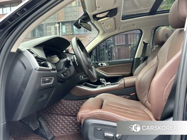 BMW X5 2021 Черный из Китая, фото 2