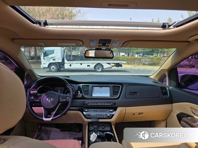 Kia The New Carnival 2018 Белый из Кореи, фото 2