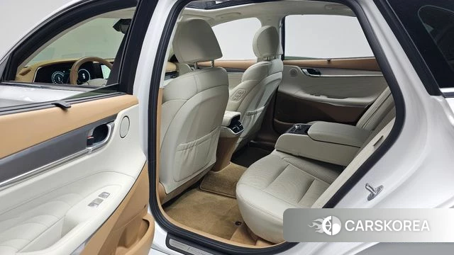 Hyundai The New Grandeur IG Hybrid 2022 Белый из Кореи, фото 2