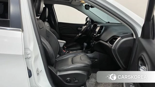 Jeep Cherokee (KL) 2021 Белый из Кореи, фото 2