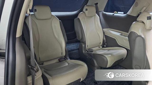 Kia Carnival 4th generation 2023 Белый из Кореи, фото 2