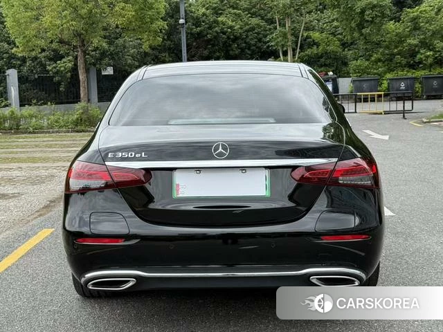 Mercedes-Benz E-Class 2022 Черный из Китая, фото 2