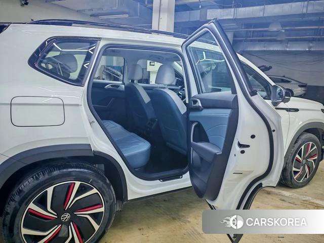 Volkswagen Tharu 2024 Белый из Китая, фото 2