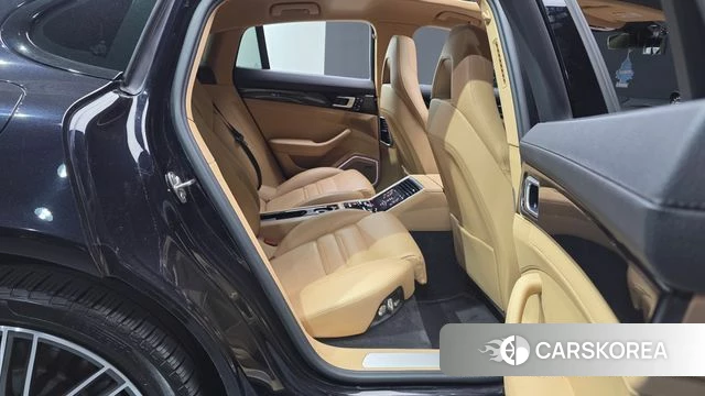 Porsche Panamera (971) 2018 Черный из Кореи, фото 2