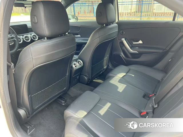 Mercedes-Benz A-Class 2021 Белый из Китая, фото 2