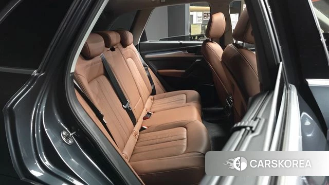 Audi Q5 (FY) 2022 Серый из Кореи, фото 2