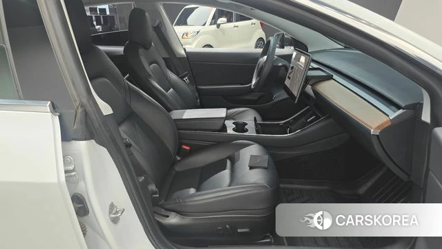Tesla Model 3 2020 Белый из Кореи, фото 2