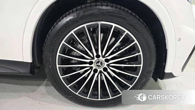 Mercedes-Benz GLC-Class X254 2026 Белый из Кореи, фото 2