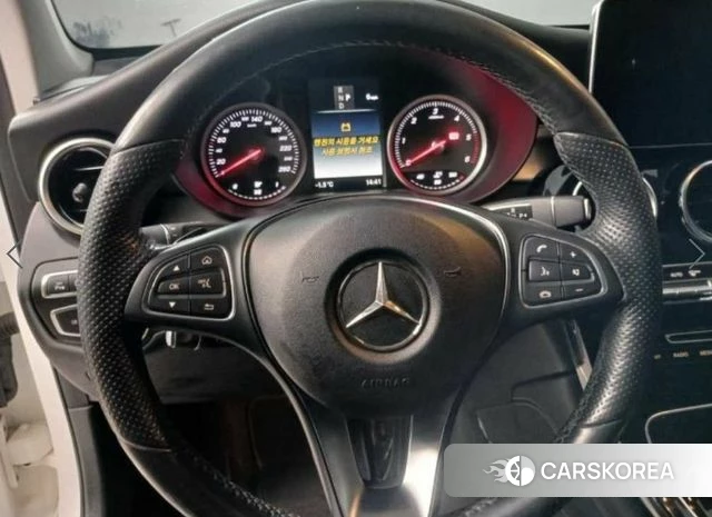 Mercedes-Benz GLC-Class X253 2018 Белый из Кореи, фото 2