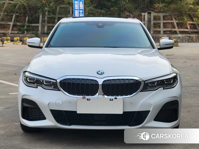 BMW 3 series 2022 Белый из Китая, фото 2