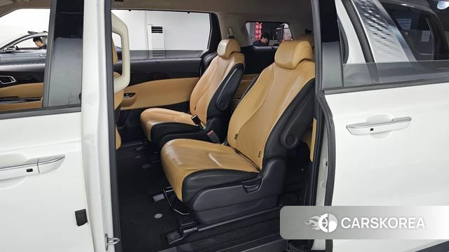 Kia Carnival 4th generation 2020 Белый из Кореи, фото 2