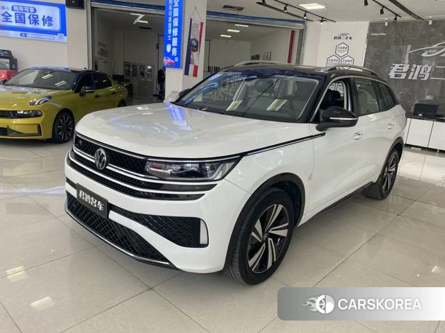Volkswagen Tavendor 2023 Белый из Китая, фото 2