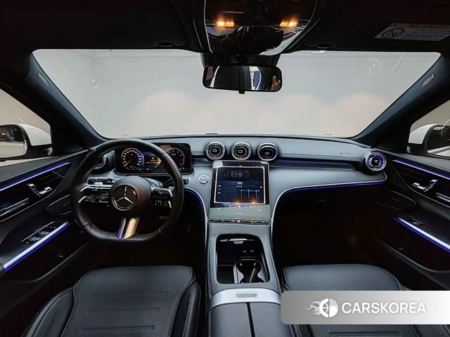 Mercedes-Benz C-class 2024 Белый из Китая, фото 2