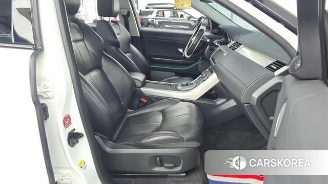 Land Rover Range Rover Evoque 2019 Белый из Кореи, фото 2