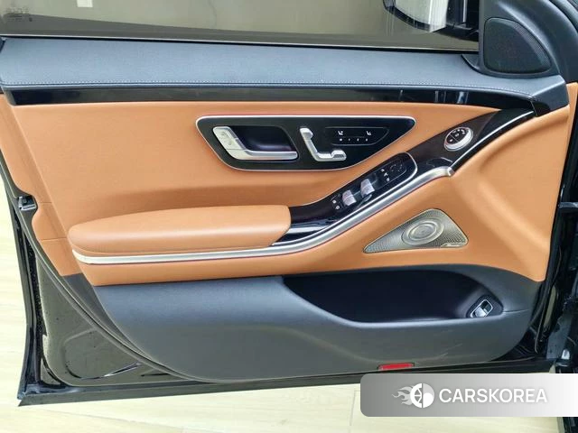 Mercedes-Benz S-Class 2022 Черный из Китая, фото 2