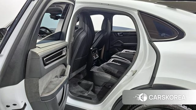 Porsche Cayenne (PO536) 2023 Белый из Кореи, фото 2