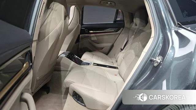 Porsche Panamera (976) 2024 Серый из Кореи, фото 2