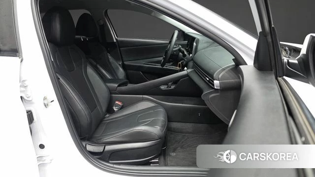 Hyundai Avante Hybrid (CN7) 2021 Белый из Кореи, фото 2