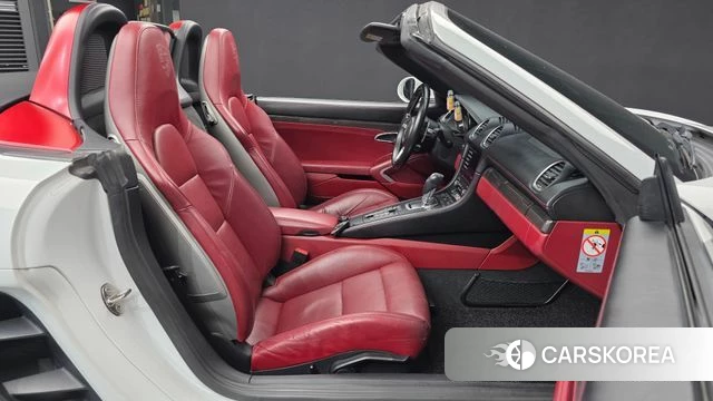 Porsche 718 Boxster 2019 Белый из Кореи, фото 2