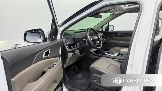 Kia The New Carnival 4th Generation 2025 Белый из Кореи, фото 2