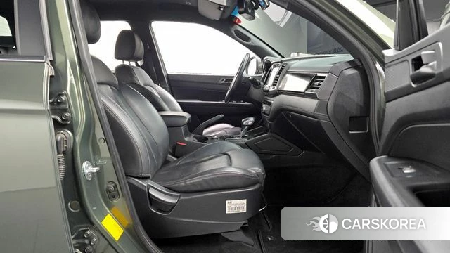 Ssangyong The New Rexton Sports Cannes 2021 Темно-зеленый из Кореи, фото 2