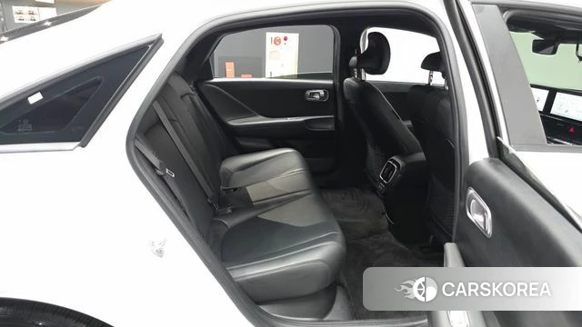 Hyundai Ionic 6 2024 Белый из Кореи, фото 2