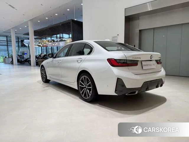 BMW 3 series 2025 Белый из Китая, фото 2