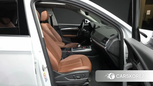 Audi Q5 (FY) 2022 Белый из Кореи, фото 3