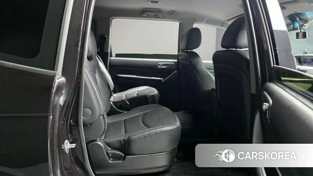Ssangyong Korando Turismo 2018 Черный из Кореи, фото 2