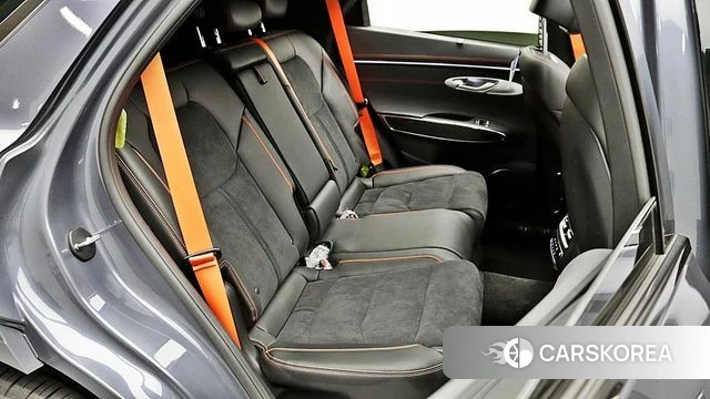 Genesis GV70 2024 Серый из Кореи, фото 2